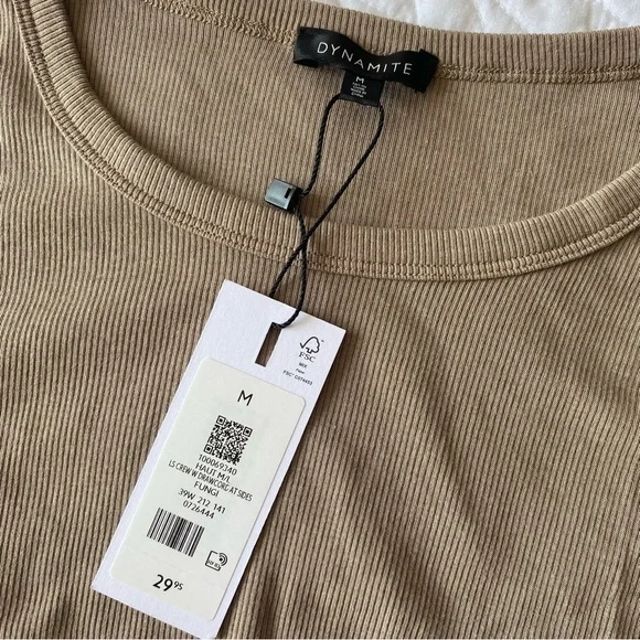 NWT Dynamite Ruched Top - Picture 4 of 4